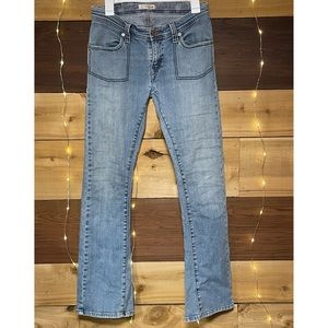 Levi’s low flare jeans 542